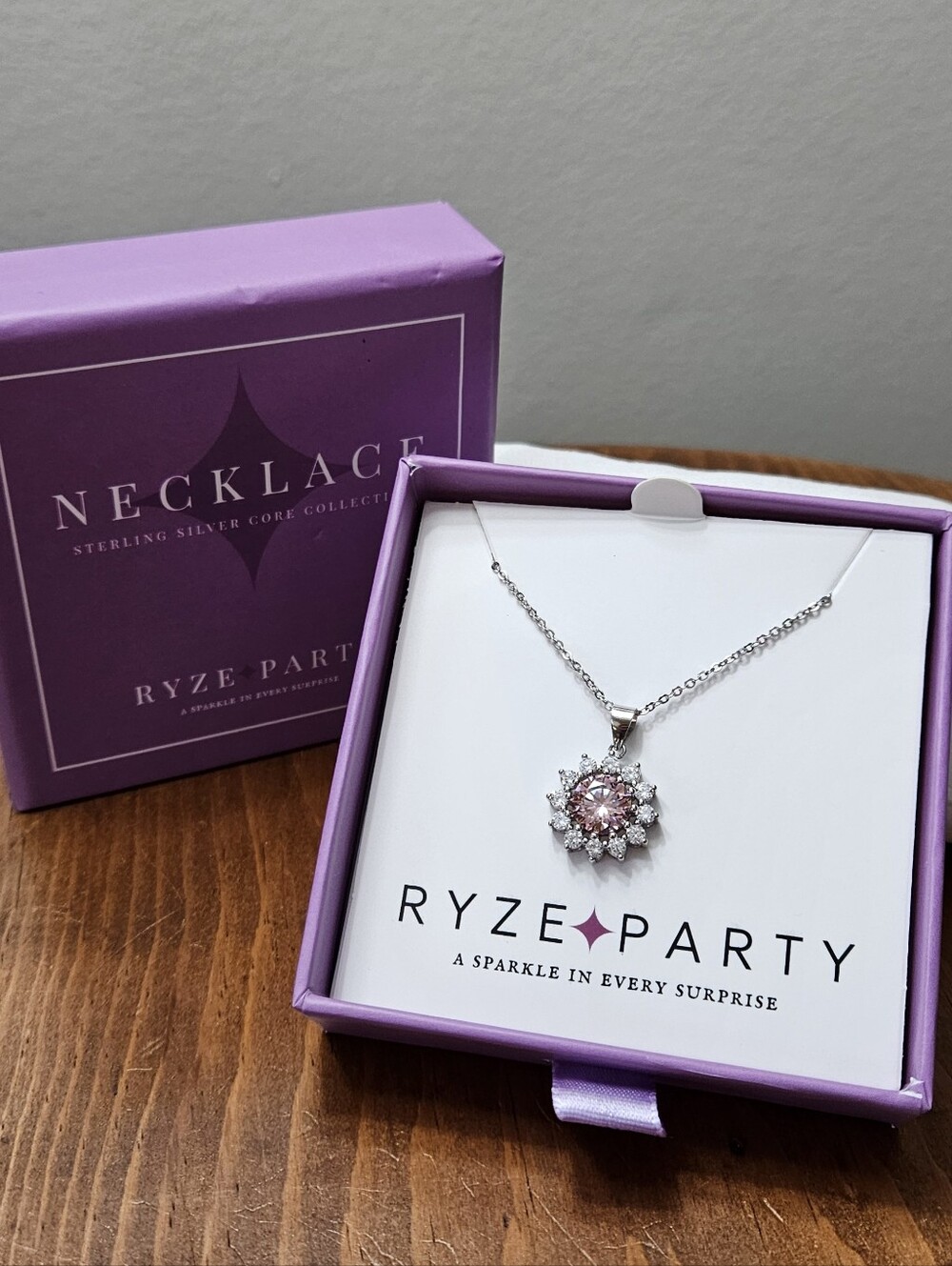 ●Ryze●•Sterling Silver Necklace• Dusty Rose CZ Flower Pendant N5-1495 18"